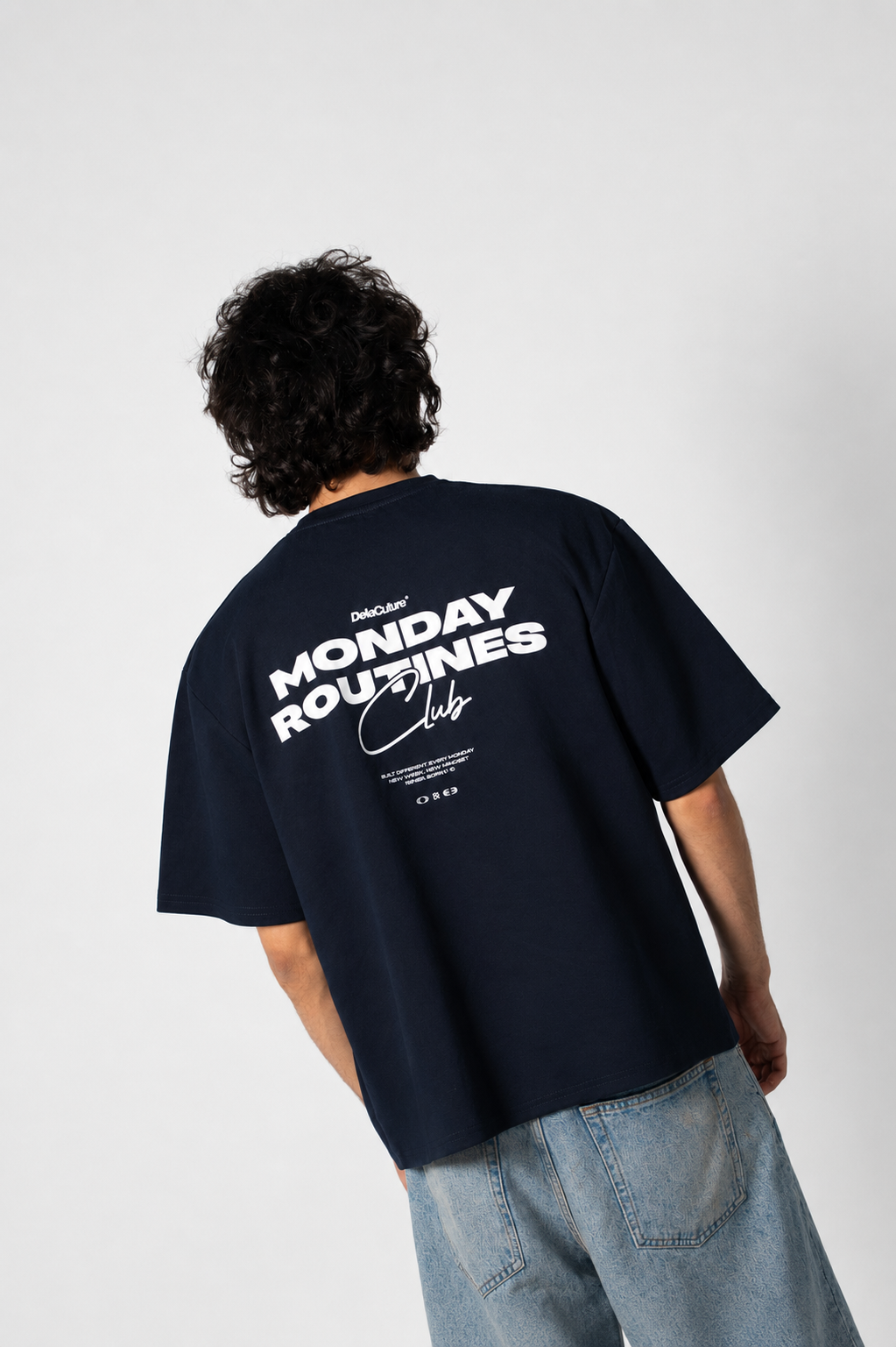 MONDAY ROUTINES CLUB T-SHIRT